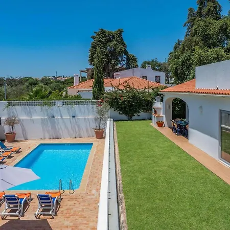 Villa Felicidade By